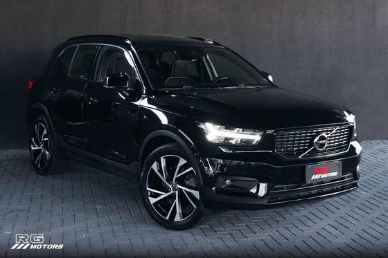 VOLVO XC40 1.5 T5 RECHARGE R-DESIGN GEARTRONIC VOLVO XC40 1.5 T5 RECHARGE R-DESIGN GEARTRONIC